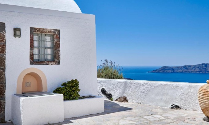 Firostefani Villa | Nautilus Villa