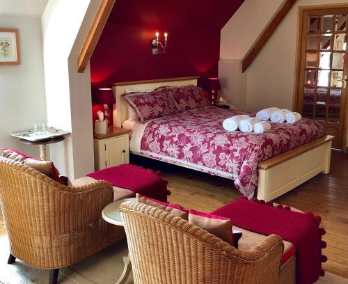 Houesville Bed & Breakfast | Navy & Co