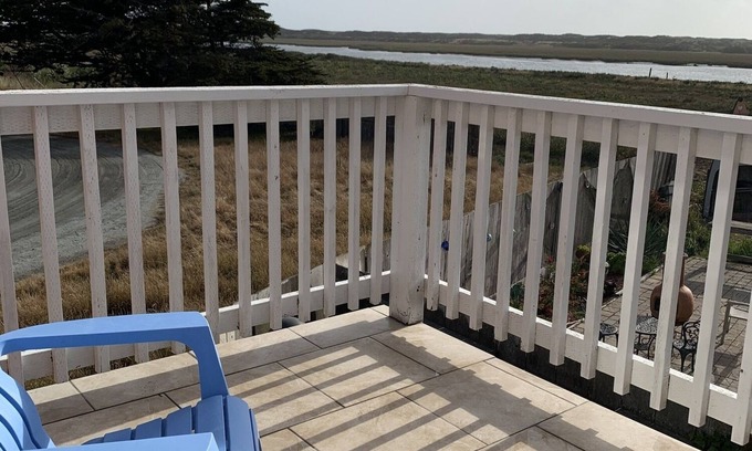 Moss Landing Apartment | Near Beach and Beautiful Views
