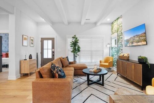 Charlotte House | Near BoA Stadium, 5 Bedroom with Games, Backyard