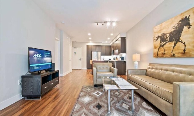 Shoreline West Apartment | near G00gle HQ 1 BR | Kitchen + W/D | Pool + Gym