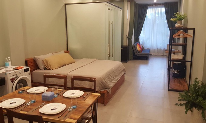 Daun Penh Apartment | Near Royal Palace-GardenView Apt w Rooftop&Jacuzzi