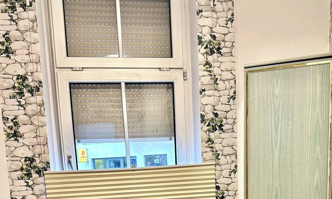 Weissenfels House | Near to train station with bus station in 2 minutes walking