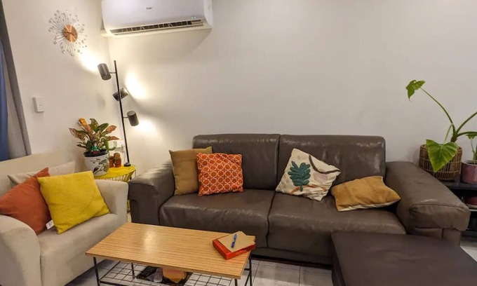 Merrylands Apartment | Neat Apartment in Quiet, Central Location in Merrylands