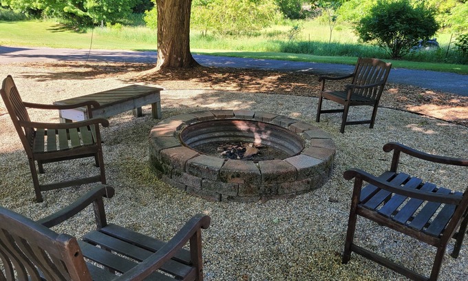 Kendall House | Nestled around 18 acres. Close to trails and a lake.
