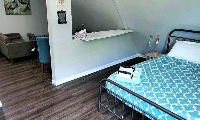 Fentress Apartment | Nestled In The Country Apt 1