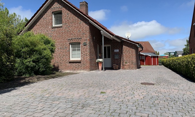 Hamswehrum House | Neuhaus Deichperle *time out from everyday life* vacation by the sea
