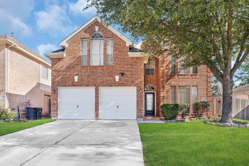 Barker Villa | New 2800sq ft 5BR/2.5 Ba. Hwy6/Copperfield/katy