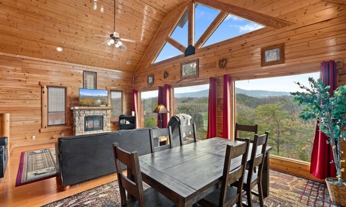 Gatlinburg - Pigeon Forge Cabin | New! 2BR Resort Cabin w/MTN Views! Hot Tub*Games