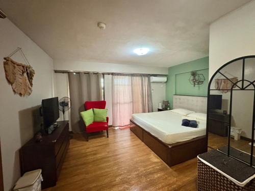 Pasig Apartment | NEW! 3BR Home in Serene Pasig Condo with Fast Wifi