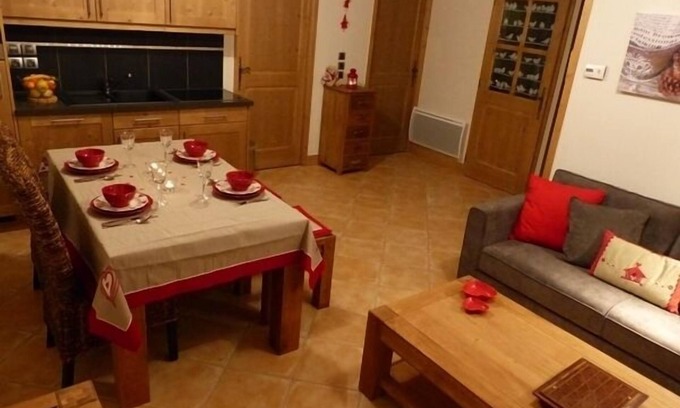 Cohennoz Apartment | New apartment T3/4 pers (53m2) 250m from the slopes. Le Cernix/Crest-Voland