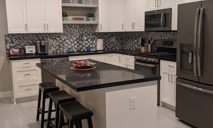 Riverton House | New Basement Apt. In Riverton