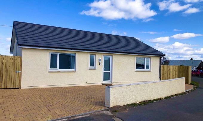 Southerness House | New build Property in 2021 1 minute walk from main amenities.