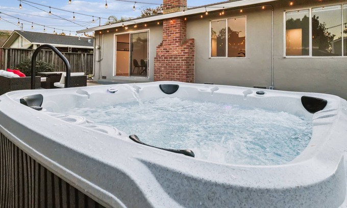 Little Branham - Rosswood House | NEW! Charming Vintage Retreat in the Heart of San Jose