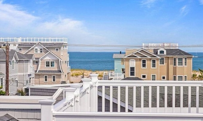 North Beach House | New Construction Ocean+ bay views 5-BR house in LBI Beach Haven - North Beach
