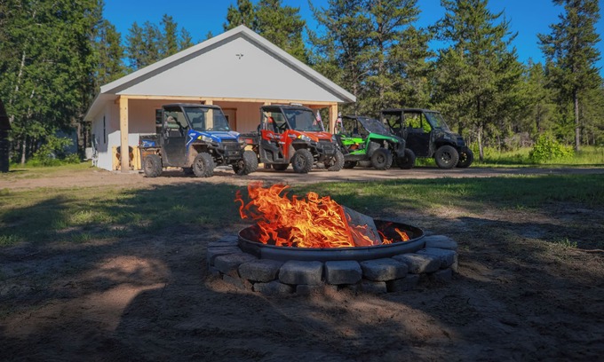 LaPorte Cabin | NEW Cozy 2-bedroom cabin in delightful Lake George/Laporte with WiFi and AC