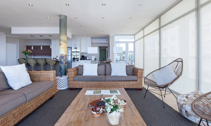 Mouille Point Apartment | New Cumberland 501 by CTHA