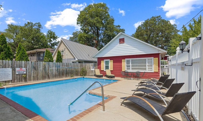 Monticello Apartment | NEW! Dave's Last Resort - Poolside Cabin 4