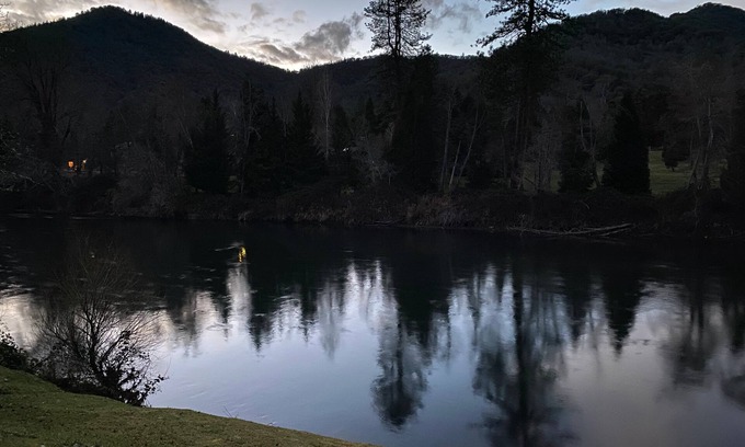 Gold Hill House | New - Down By The Rogue River - With Fire Pit