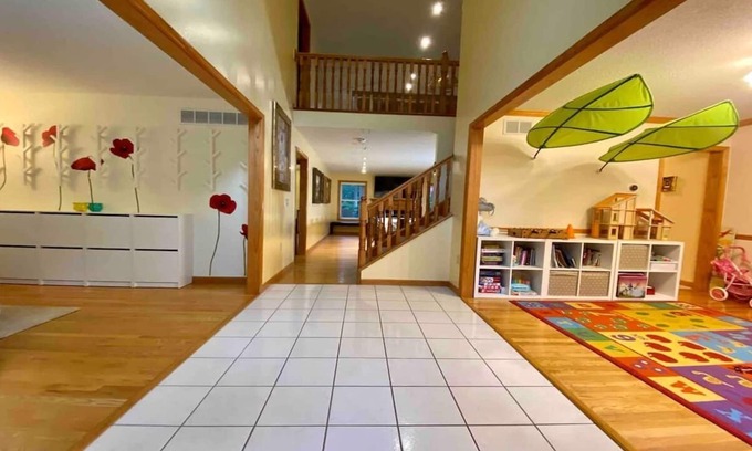 Tobyhanna House | NEW !Exquisite Poconos kids friendly gateway!