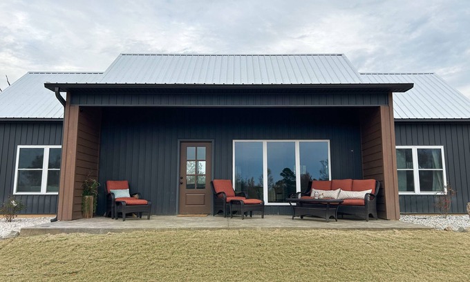 Bismarck House | NEW J&K's house #2 just mins from DeGray Lake!