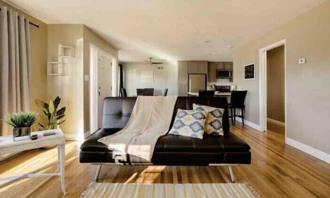 Salinas House | New listing, Cozy & Pet friendly 3 bedroom home in Monterey co.