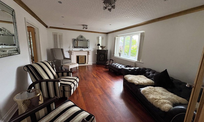 Hammerpot House | New listing .Delightful 5 bedroom house. Near Ham Manor Golf course Angmering.