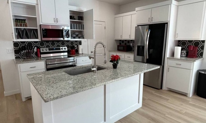 Lubbock House | new Lubbock property close to all the action.