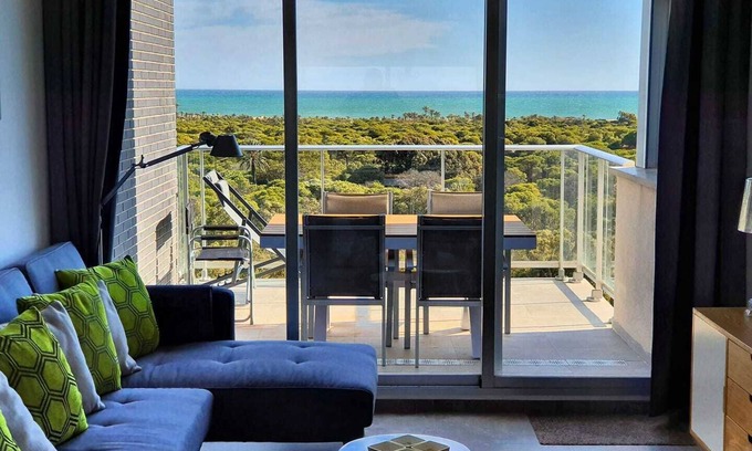Guardamar del Segura Apartment | New luxury Penthouse (5 p.) Sea view & Swimming pool, 2 Bedrooms & 2 Bathrooms