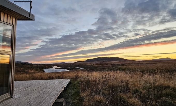 Blaskogabyggd Cabin | New Luxury Riverfront Scenic View
