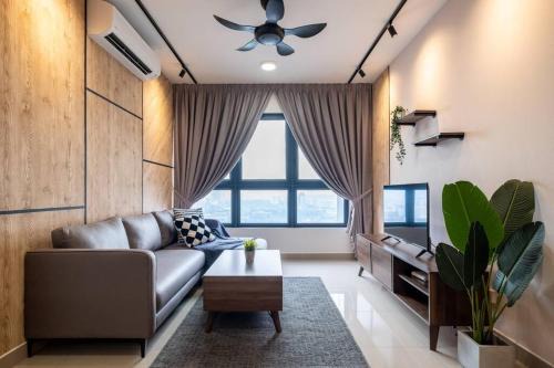 Taman Pertama Apartment | NEW M Vertica 3Bedroom 8Pax Infinity Pool MRT中文房东