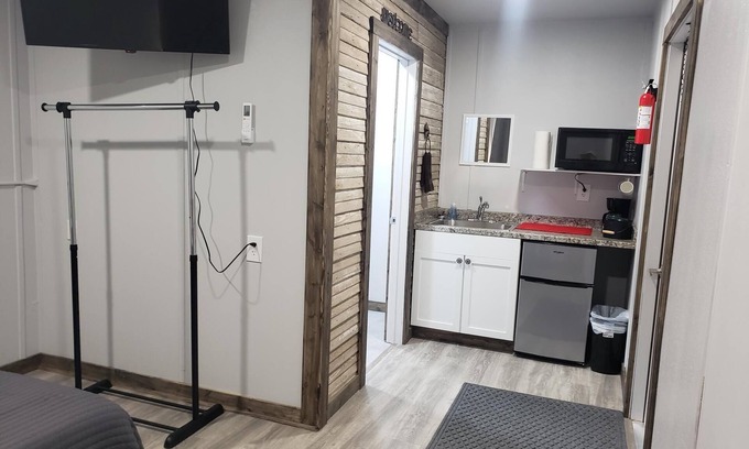 Santa Anna Apartment | New mini-suite 1 with view of Santa Anna Mountain