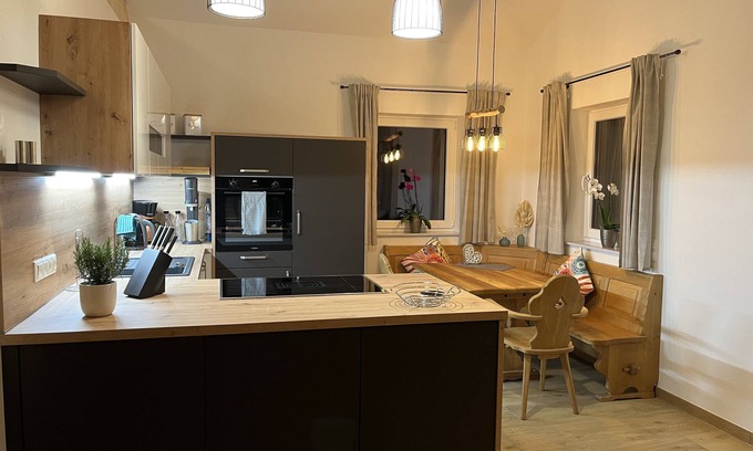 Hengersberg Apartment | New, modern vacation apartment in the Bavarian Forest, with beautiful infrared sauna!