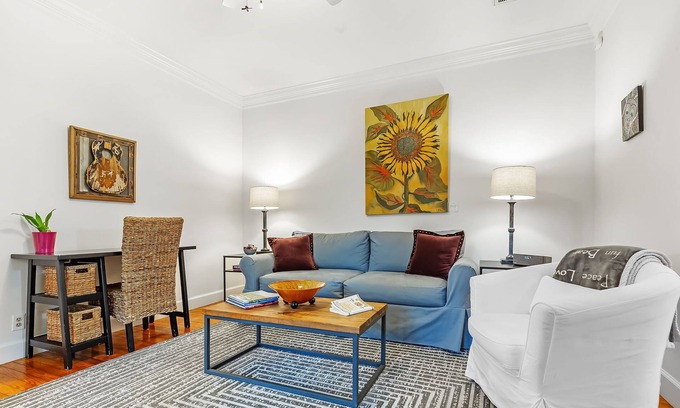 Fairhope Apartment | New Orleans at Jubilee Suites Bed & Breakfast. 1K/1B