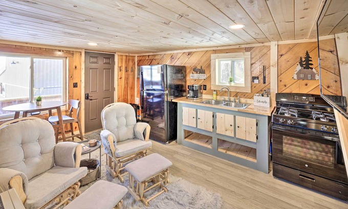 Northeast Somerset Cabin | NEW! Pet-Friendly Rockwood Cabin on Moosehead Lake