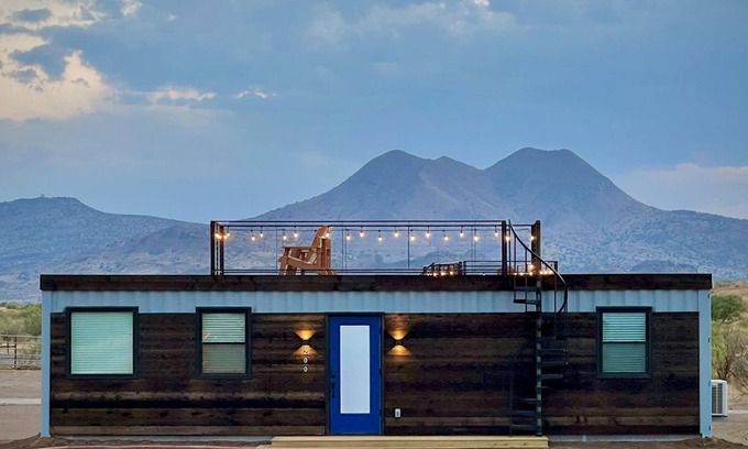 Alpine House | New Southwest Shipping Container-in Alpine
