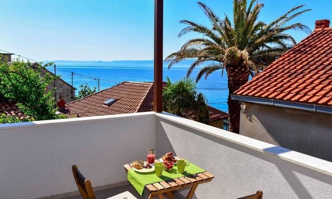 Bol Apartment | New Studio Olive for 2 - sea view, large balcony