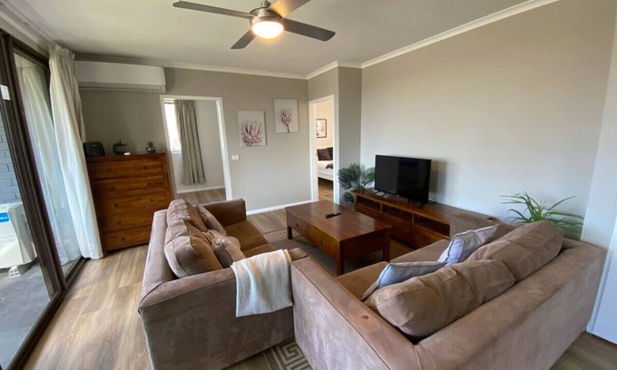 Holder Apartment | New to VRBO: Family friendly 4BR Townhouse near Mt. Stromlo