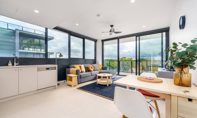 O'Connor Apartment | New to VRBO: Inviting Urban Stay near City and ANU
