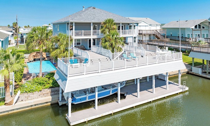 Isla Del Sol House | NEW to Vrbo! Private Pool w/Slide, Elevator, 2 Living Areas, Easy Bay Access