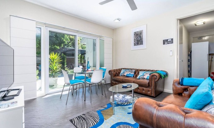 Griffith House | New to VRBO: Serene 2BR House near the heart of Kingston