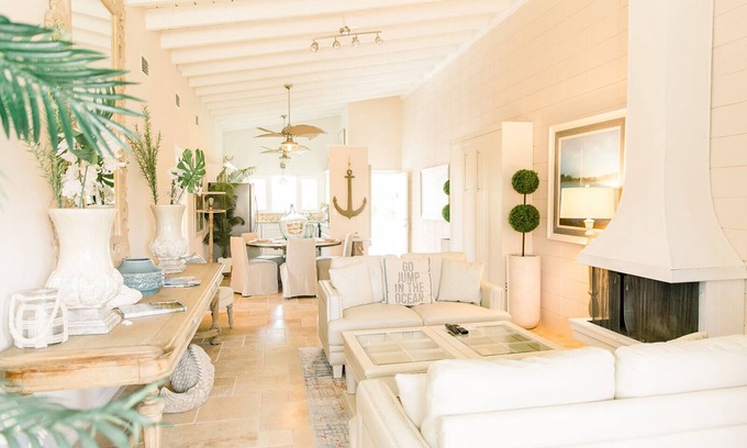 Royal Harbor Condo | New! Waterfront, 1/2 block to Naples Bay, Bike! Private Doc! Pet Friendly!