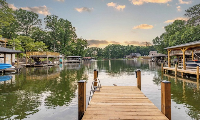 Mount Gilead House | New, waterfront, family size lake house in a quiet cove at Lake Tillery.