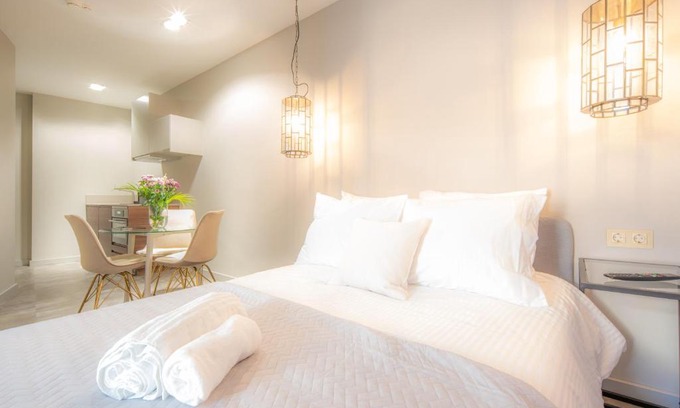 Schiedam Apartment | Newly build Art Utopia appartment 10min from Rotterdam Central City app1