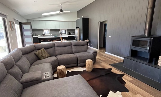 Coongulla House | Newly built beautiful contemporary Coongulla home