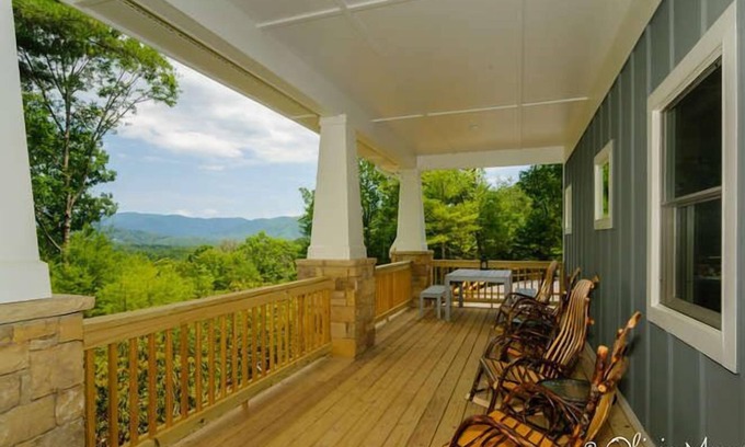 Asheville House | Newly Built Mountain Cabin With Views, Privacy And 10 Min. From Downtown!