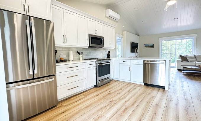 Stanley Bridge Condo | Newly constructed 3-bedroom suite located at The Gables of PEI