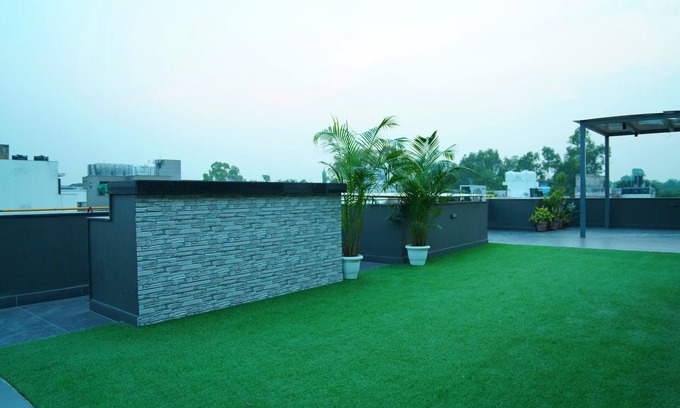 Hauz Khas Apartment | Newly Constructed 3BHK Apartment in Green Park