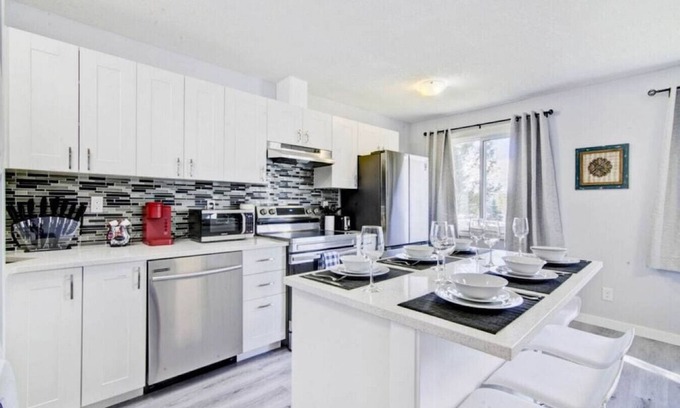 Calgary Apartment | Newly Renovated 2Bed by Nose Hill Parking FirePit