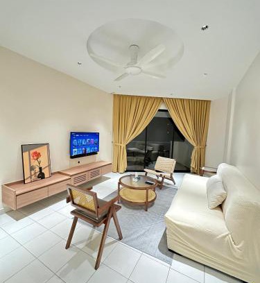 Tanjung Tanah Merah Apartment | NEWLY RENOVATED Comfy Beachfront View At Seri Bulan Port Díckson